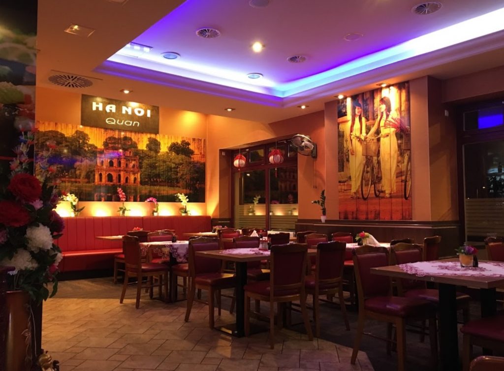 Hanoi Quan Restaurant Forst Innenraum